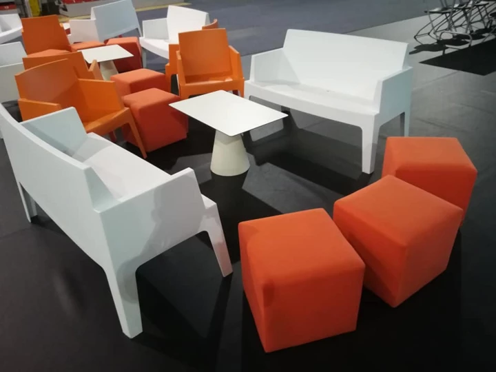 BOX CHAIR O