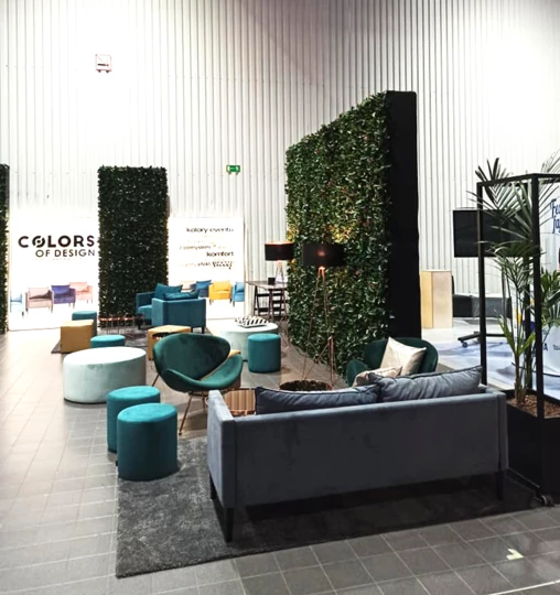 GREEN STAGE CHAIR