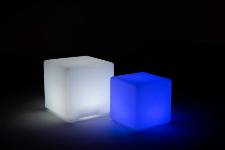 CUBE 50 cm