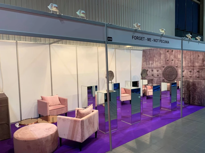 EXPO MIRROR