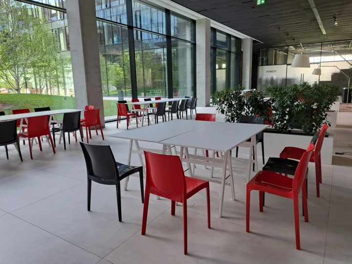 PRESTIGE RED
