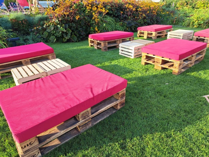 NATURAL PINK