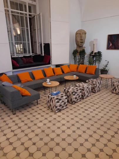 CASA LEAF