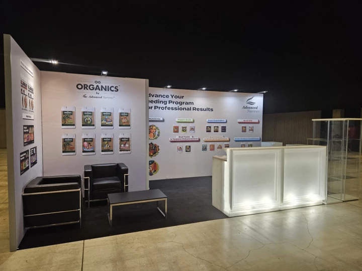 5 x 3 m großer Stand mit einem Ständer