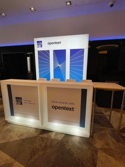 3 x 3 m großer Stand mit einem Ständer