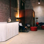 WHITE WOOD BAR A