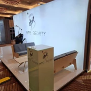 6 x 3m Stand mit Ausleger und Ständer